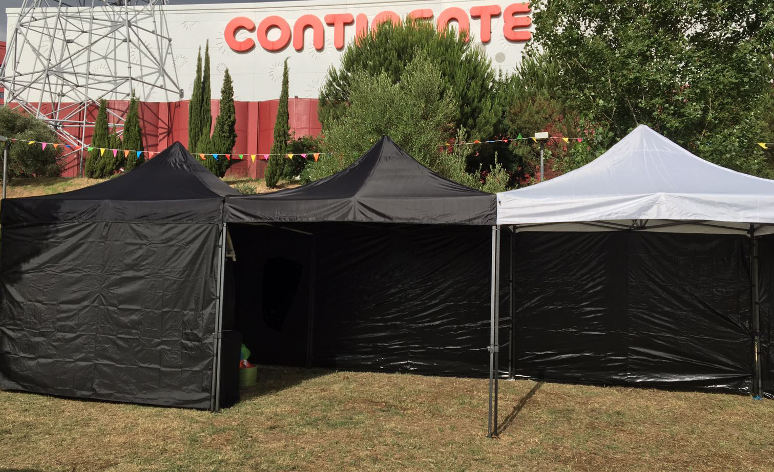 Tenda de Montagem Rápida com laterais <br> 99€